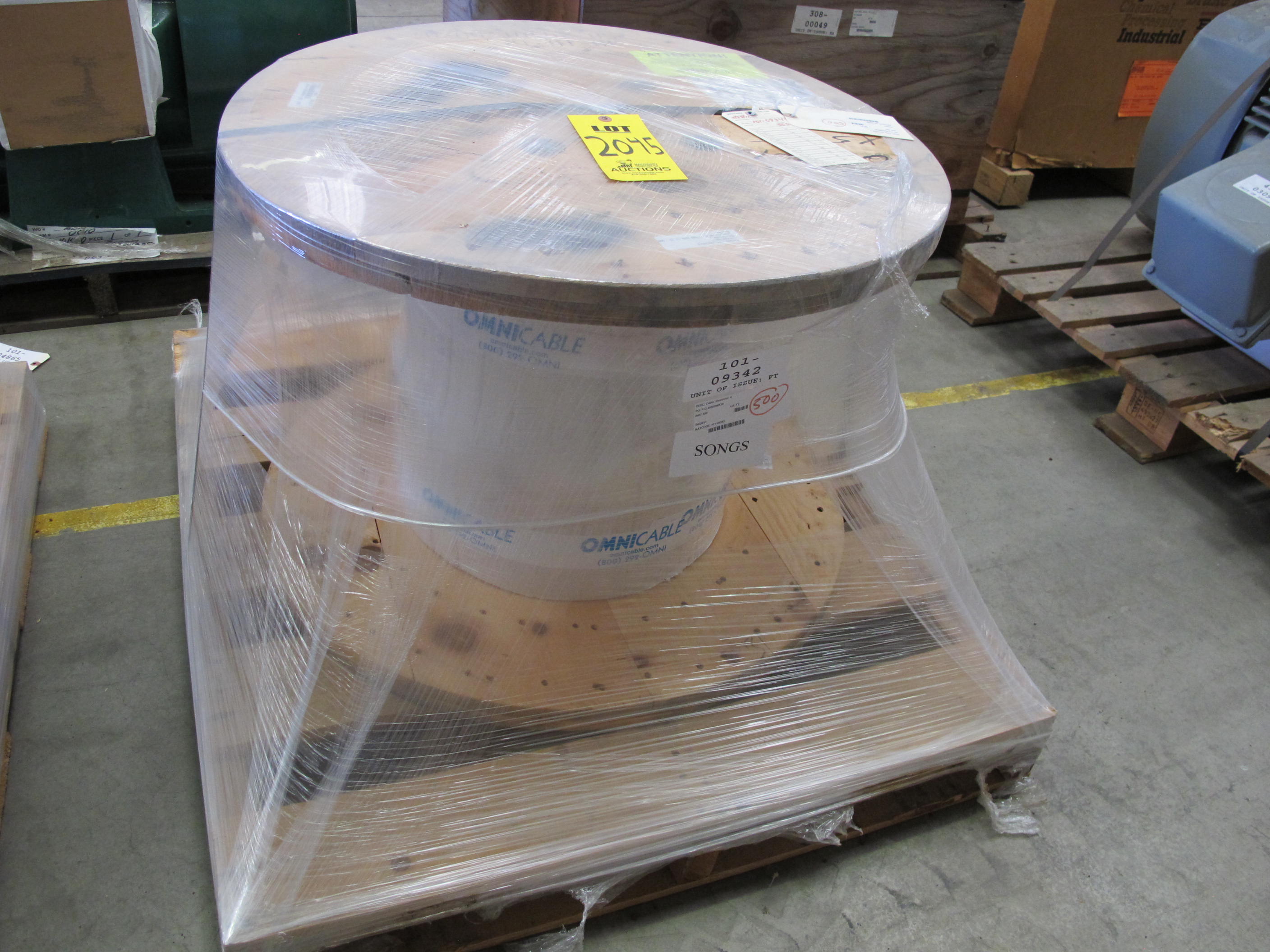 LOT (1000 FT) OF CABLE, ELECTRICAL TYPE, 4/0 AWG SIZE, COPPER MATERIAL, SOFT DRAWN KIND. BARE, 7 STRANDED, SOFT DRAWN, 1.531 FT. PER LB. 2 SPOOLS OF 500' (W-44) LOADING & HANDLING FEE $15-